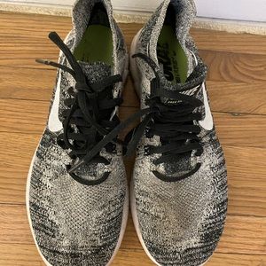 Nike women’s trainer